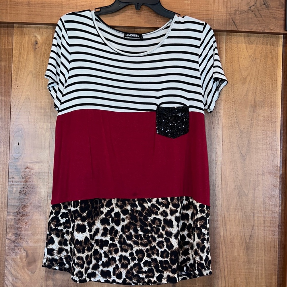 Heimish USA tunic t shirt with sequin pocket detail size medium